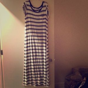 White and gray long stretch dress